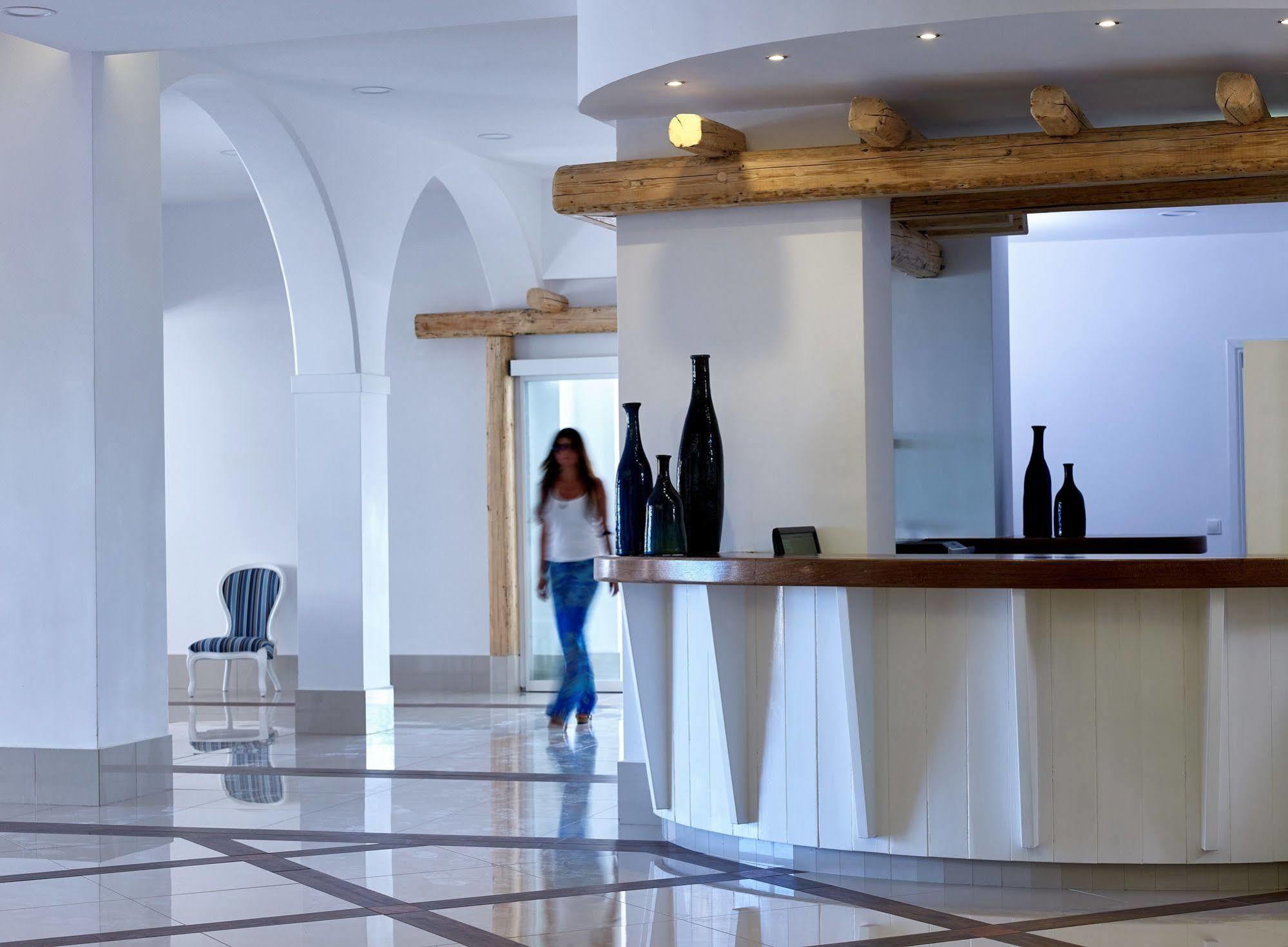 Aparthotel Epsilon