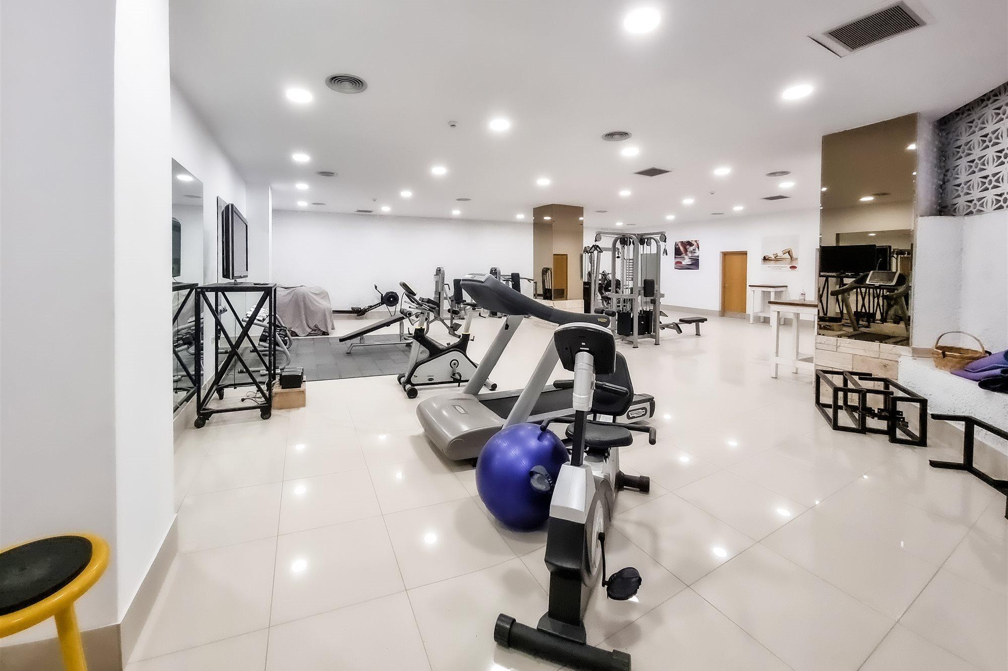 Epsilon Aparthotel