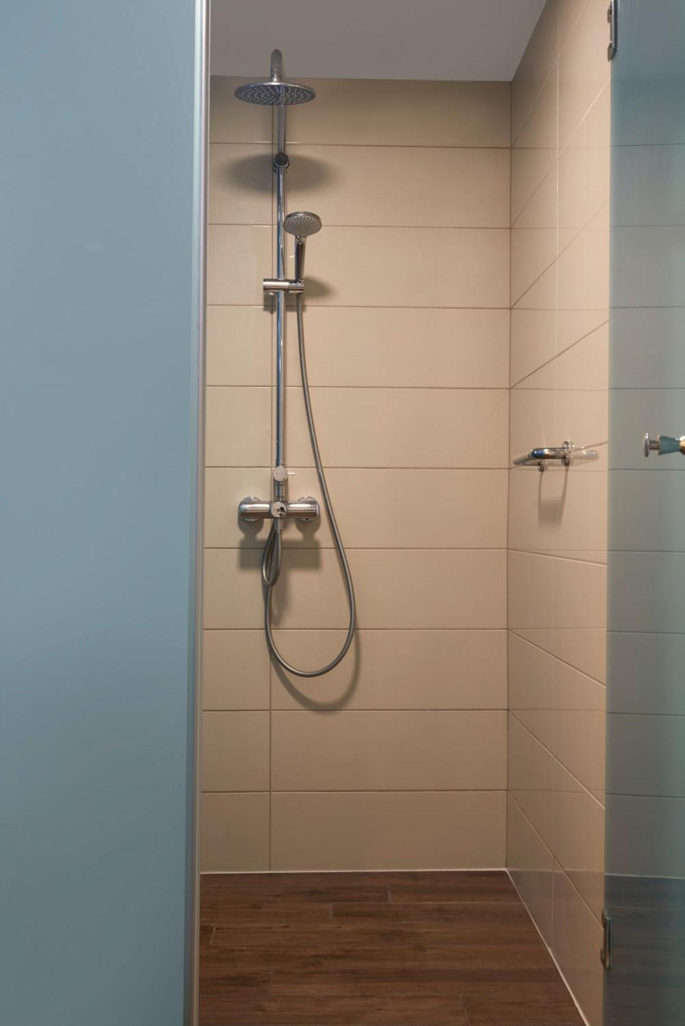 Aparthotel Epsilon 4*